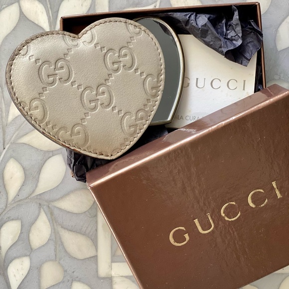 Gucci mirror in a leather case - Picture 3 of 4